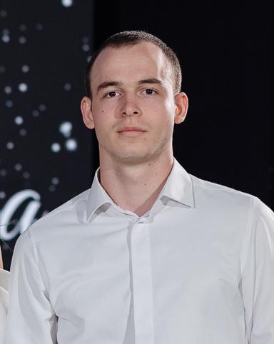 Александр Литвинов